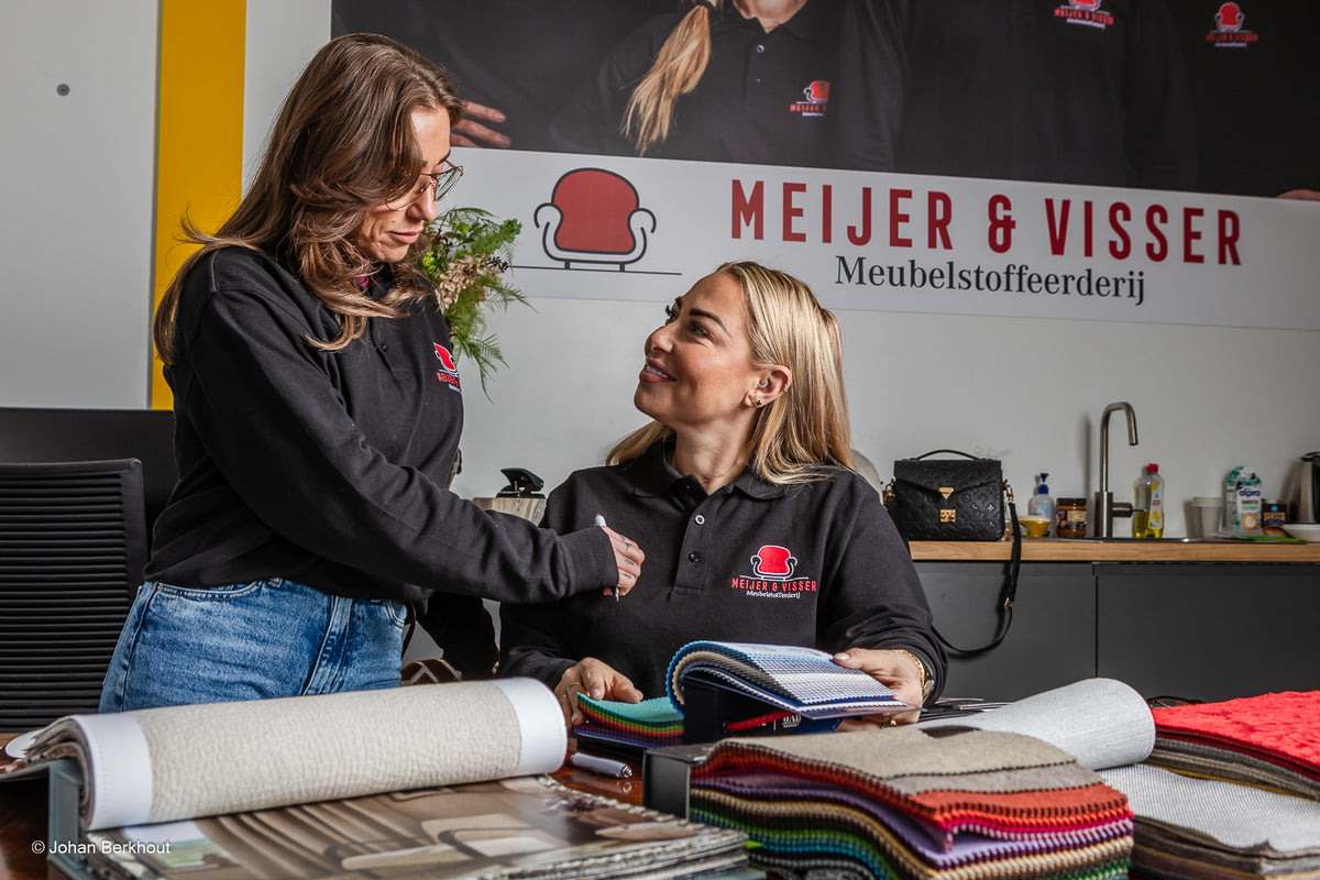 Load video: upholstery Meijer Visser
